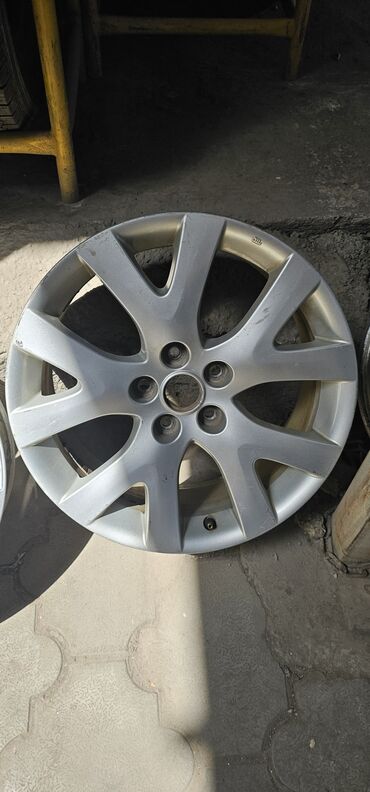 Шины: Литые Диски R 18 Honda, Комплект, отверстий - 5, Б/у