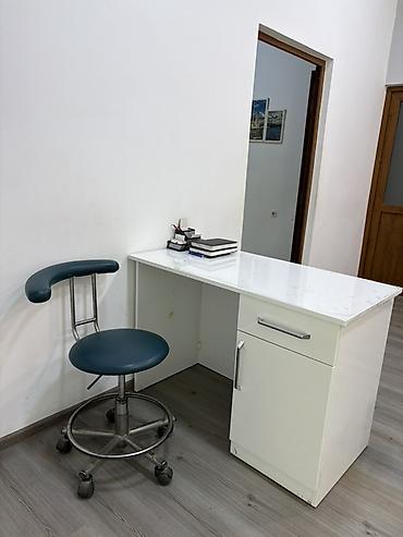 lalafo ofis mebelleri: Stomatoloji/prosedur otağı üçün modul mebel dəsti - İş masası: ağ — 1