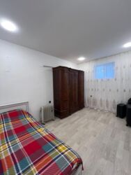 Uzunmüddətli kirayə mənzillər: Kirayə ev verilir 2 otaq kuxnastudiya təzə remontdan çıxıb hər bir — 2