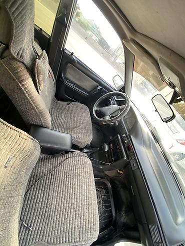 Продажа авто: Mazda 323: 1992 г., Бензин, Седан — 6