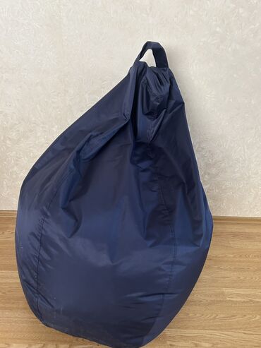 uşaqlar üçün qaşıqlı boşqablar: ⸻ Satılır! Rahat və keyfiyyətli puf oturacaq (bean bag). 	•	Rəngi
