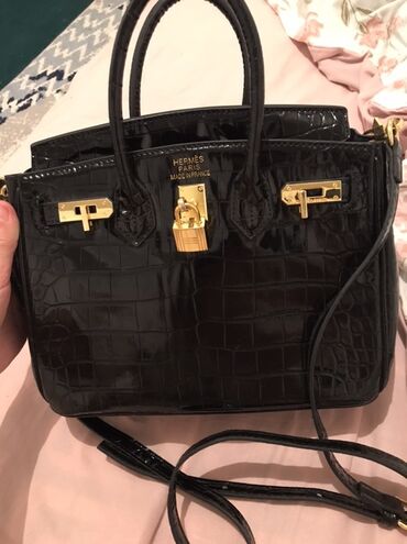 часы fossil: Сумка Hermès Birkin mini в черном цвете из глянцевой кожи под