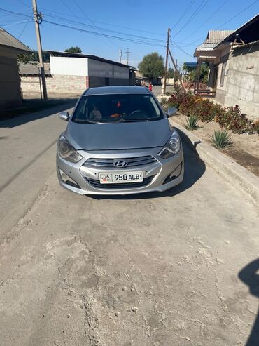 хундай аванта 2: Hyundai i40: 2013 г., 2 л, Автомат, Газ, Седан