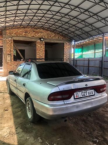 морнинг зеркало: Mitsubishi Galant: 1993 г., Седан — 7