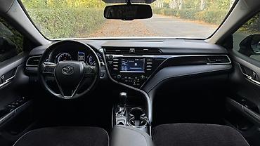 тайота из: Toyota Camry: 2018 г., 2.5 л, Автомат, Бензин, Седан — 8