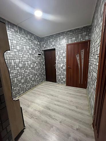 Продажа коттеджей и домов: Продаётся мансардная двухкомнатная квартира на 6 этаже. Общая площадь — 5