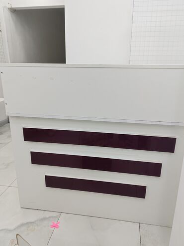 Setka vitrinləri: Mağaza üçün avadanlıq dəsti - Divar üçün metal tor panellər: Ağ — 10