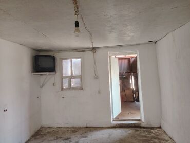 токмок дом аренда: 40 кв. м, 1 бөлмө