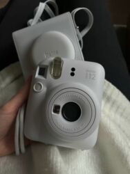аренда ноутбуков бишкек: Продаю новый с чехлом Instax mini 11/12 — камера моментальной печати
