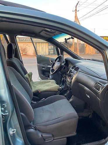 Mazda: Mazda PREMACY: 2004 г., Минивэн — 5