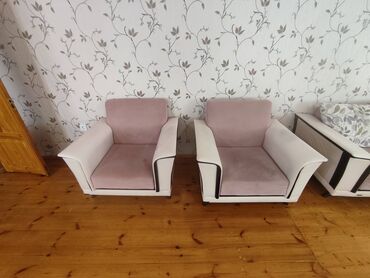 Divan və kreslo dəstləri: 2 ədəd divan və 2 ədəd kreslo mövcuddur. Ölçüləri aşağıdakı kimidir — 20