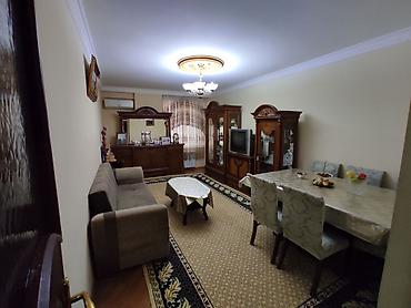 Mənzillər: Bakıxanov qəs., 2 otaqlı, Yeni tikili, 82 kv. m — 1