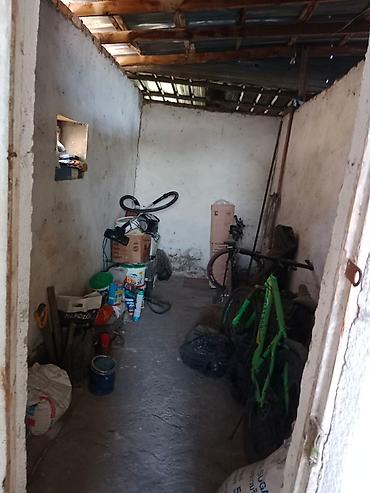 Продажа коттеджей и домов: 6 комнат жер уй сатылат. Короо тосулган чон зал, спальный, детский — 23