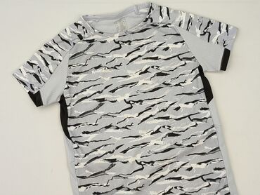 skarpety hugo boss: T-shirt, 8 years, 122-128 cm, condition - Perfect