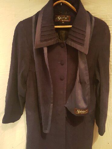 Paltolar: ● P L A Ş - Qadın üçün ● Italiya istehsalı. Ölçüsü - 48 - — 5