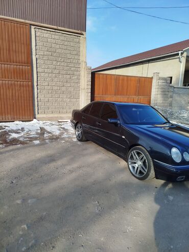 Mercedes-Benz: Mercedes-Benz : 1998 г., 4.3 л, Автомат, Бензин, Седан