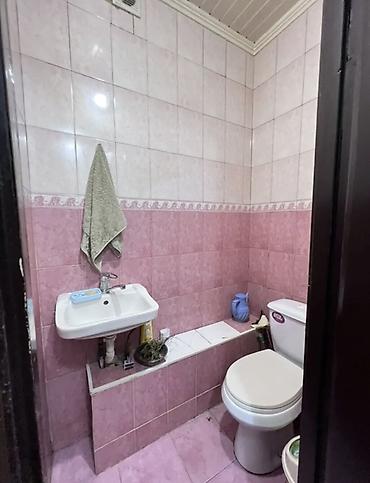 Продажа квартир: 3 комнаты, 62 м², Кудайберген авторынок 105 серия, 2 этаж — 7