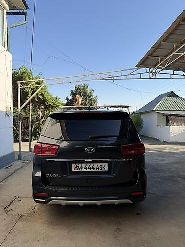 дельфин рекс: Kia Carnival: 2018 г., 2.2 л, Автомат, Дизель, Минивэн — 3