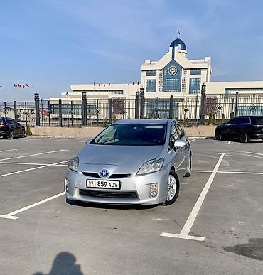 Toyota Prius: 2010 г., 1.8 л, Автомат, Гибрид, Хетчбек
