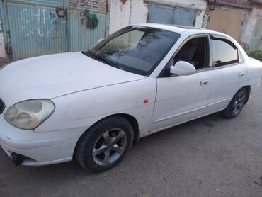 1 9 тди: Daewoo Nubira: 2000 г., 1.5 л, Автомат, Газ, Седан