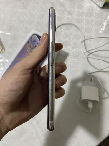 Apple iPhone: IPhone Xs Max, 512 GB, Gümüşü, Face ID — 3