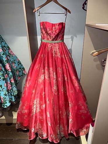 Qadın geyimləri: Sherri Hill ziyafət donu — 2