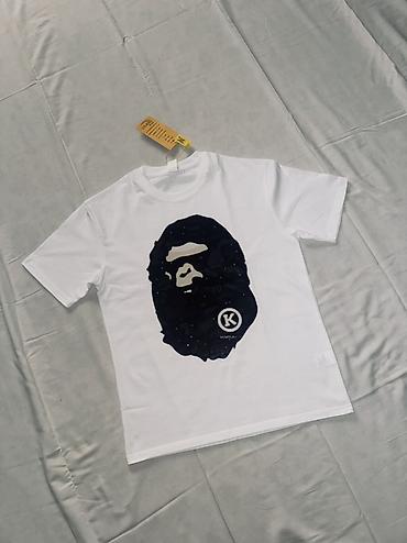 для головы: Белая футболка Bape - Цвет: белый - Принт: крупное черное графическое — 1