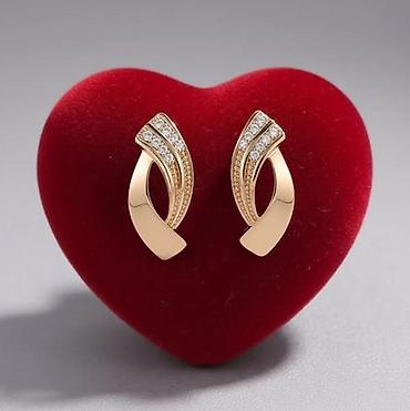 Minđuše: 800 din par — 19