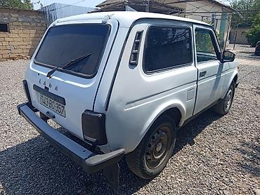 niva siti satilir: VAZ (LADA) 4x4 Niva: 1.7 l | 2002 il Ofrouder/SUV — 4