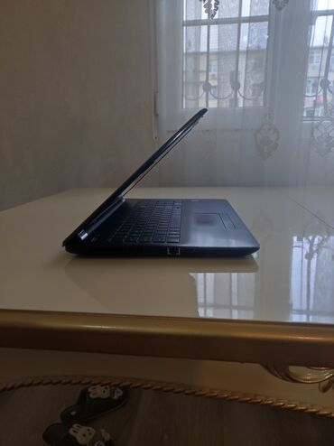 HP: İşlənmiş HP 15.6 ", Intel Core i3, 512 GB