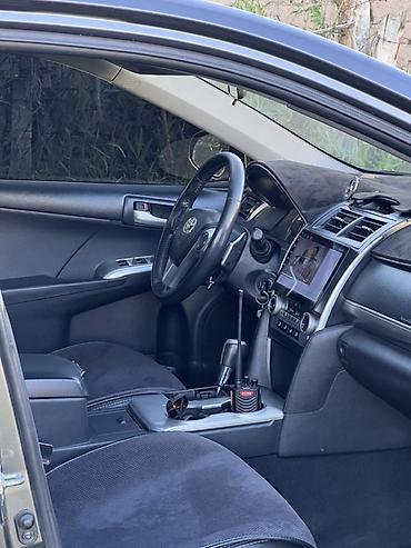 Toyota Camry: 2012 г., 2.5 л, Автомат, Бензин, Седан