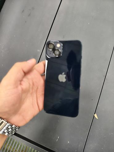 telfon qablari: IPhone 13 128 yaddas 80% ustunde 4 Kabro Hediyye verirem 2 eded 13 — 1