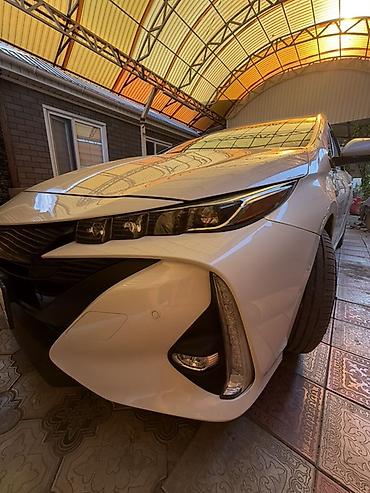 beverly hills: Toyota Prius: 2020 г., 1.8 л, Вариатор, Гибрид, Лифтбек — 6