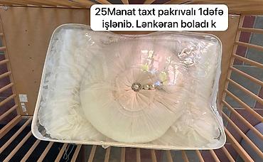 yorgan dosek tekstil sederek: Ağ rəngli yataq dəsti – taxt üçün pakriva ilə. Dəst şəffaf fermuarlı — 1
