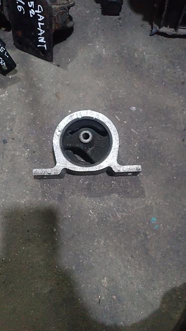 Подушки мотора: Подушка мотора Mazda 1999 г., Б/у, Оригинал, Япония — 2