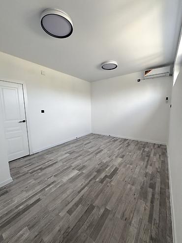 Сдаю Офисный кабинет: 15 м², С ремонтом, С отдельным санузлом