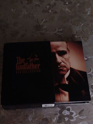CD, DVD disklər və kassetlər: The Godfather – DVD Collection - Rəsmi “The Godfather DVD Collection”