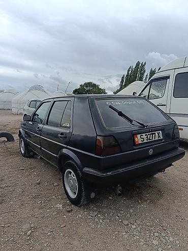 2 gz: Volkswagen Golf GTI: 1988 г., 1.8 л, Механика, Бензин, Хэтчбэк — 1