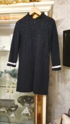 qadin eynekleri instagram: Zərif tərzli qadın paltarı - Rəng: tünd lacivərt - Parça: incə