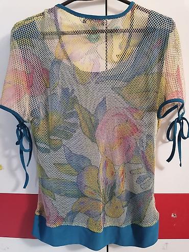 Sviterlər: Подходит на 40-42. Bir az qarın olan adama çox gəşəng — 7