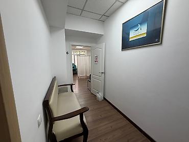 Аренда офисов: Сдается офисное помещение — 466 м² 📍 Адрес: г. Бишкек, ул. Усенбаева — 13
