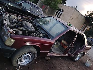 Mercedes-Benz W201 (190) kuzov və ehtiyat hissələri - Kuzov: sedan