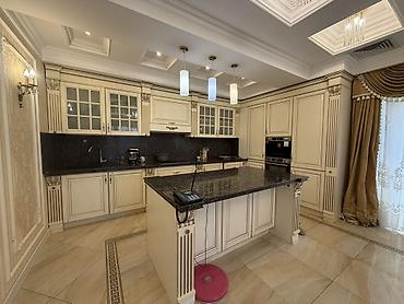 Продажа коттеджей и домов: Просторный загородный дом в классическом стиле с продуманной — 6