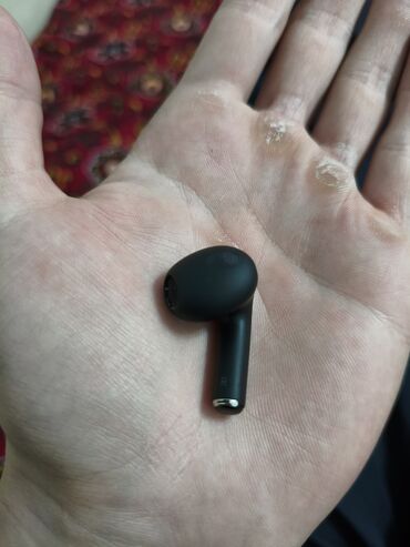 gps трекер для животных бишкек: Airpods 3 black правый, оригинал не знаю, 500. Сказали скорее всего