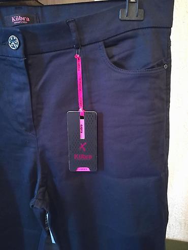 versus versace: Nove zenske pantalone sa ukrasima za punije dame Kubra. Turske — 4
