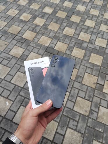 samsung a01s qiymeti: Samsung Galaxy A24 4G, 128 GB, rəng - Qara, Düyməli, Barmaq izi