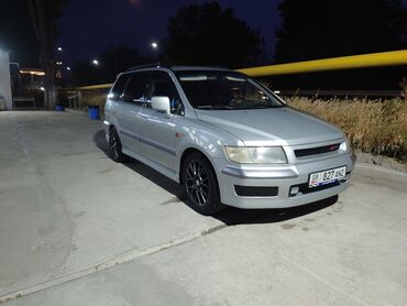 меняю на бмв 34: Mitsubishi Space Wagon: 2000 г., 2.4 л, Механика, Бензин, Минивэн