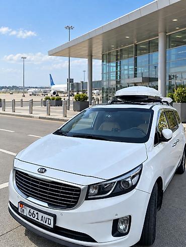 Сдаю Kia Carnival, На неделю, Без водителя, | Залог, Водительские права