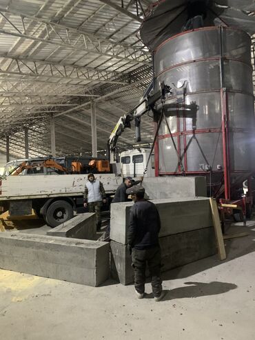 Услуги манипулятора: Кран кант длина стрелы: 7.2 метра грузоп. стрелы: 2.8 тонны борт: 6 — 6