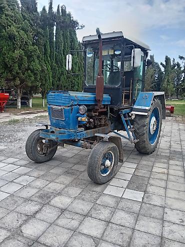 foton ehtiyat hisseleri: Traktor MTZ tipli, mavi rəngli, kabinalı Xüsusiyyətlər: - Dizel — 4